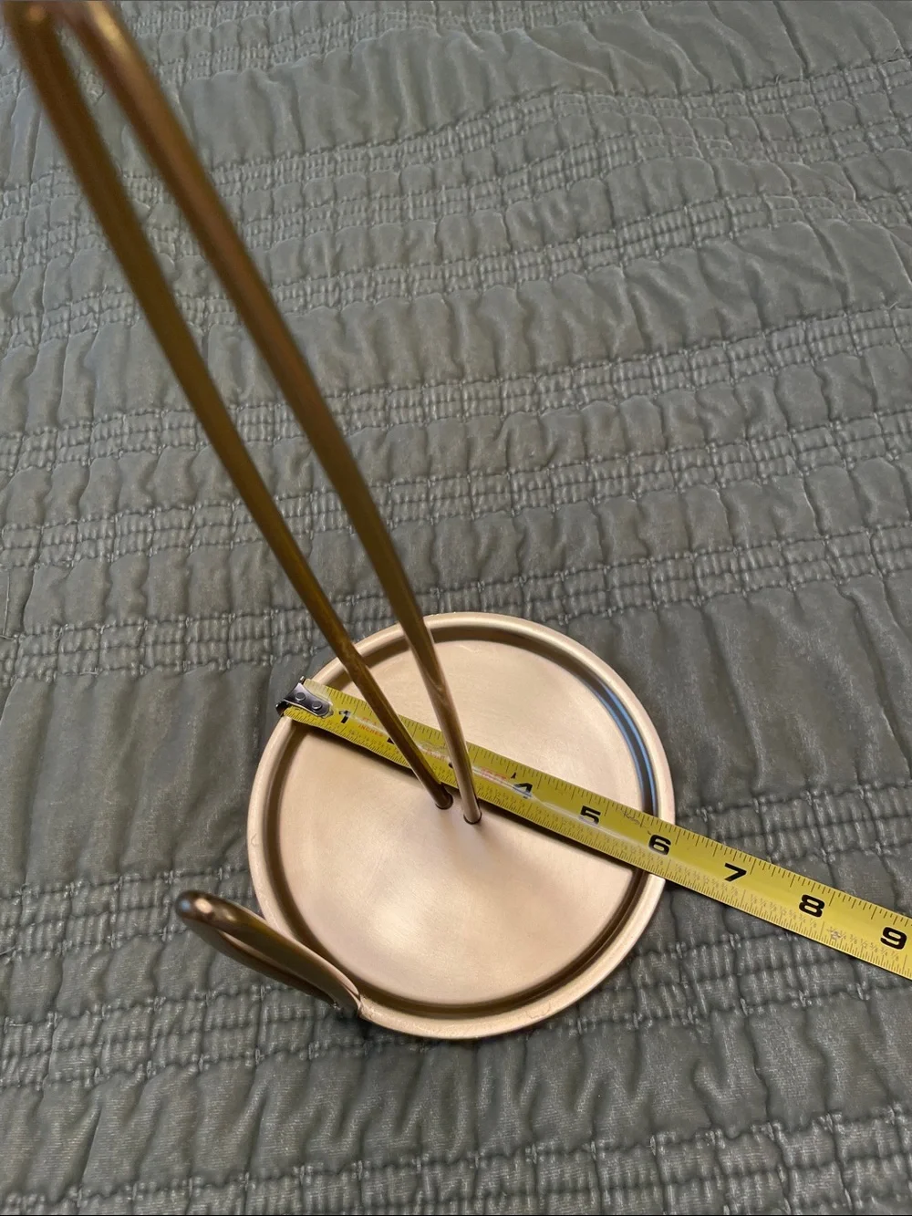 THRESHOLD Gold Tone Metal Countertop Paper Towel Holder LIKE NEW